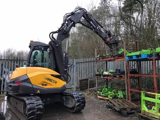 Mecalac 8MCR